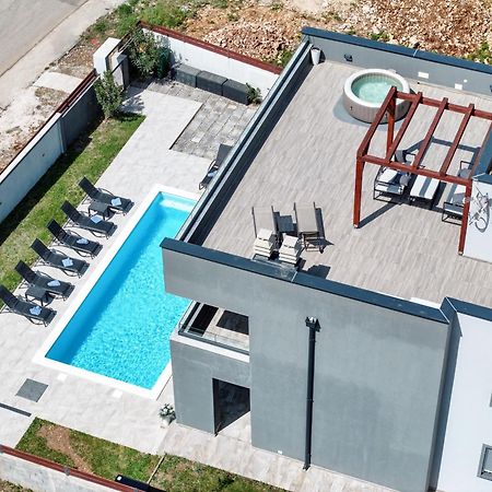Villa Tia With Heated Pool & Jacuzzi Murvica  Екстер'єр фото