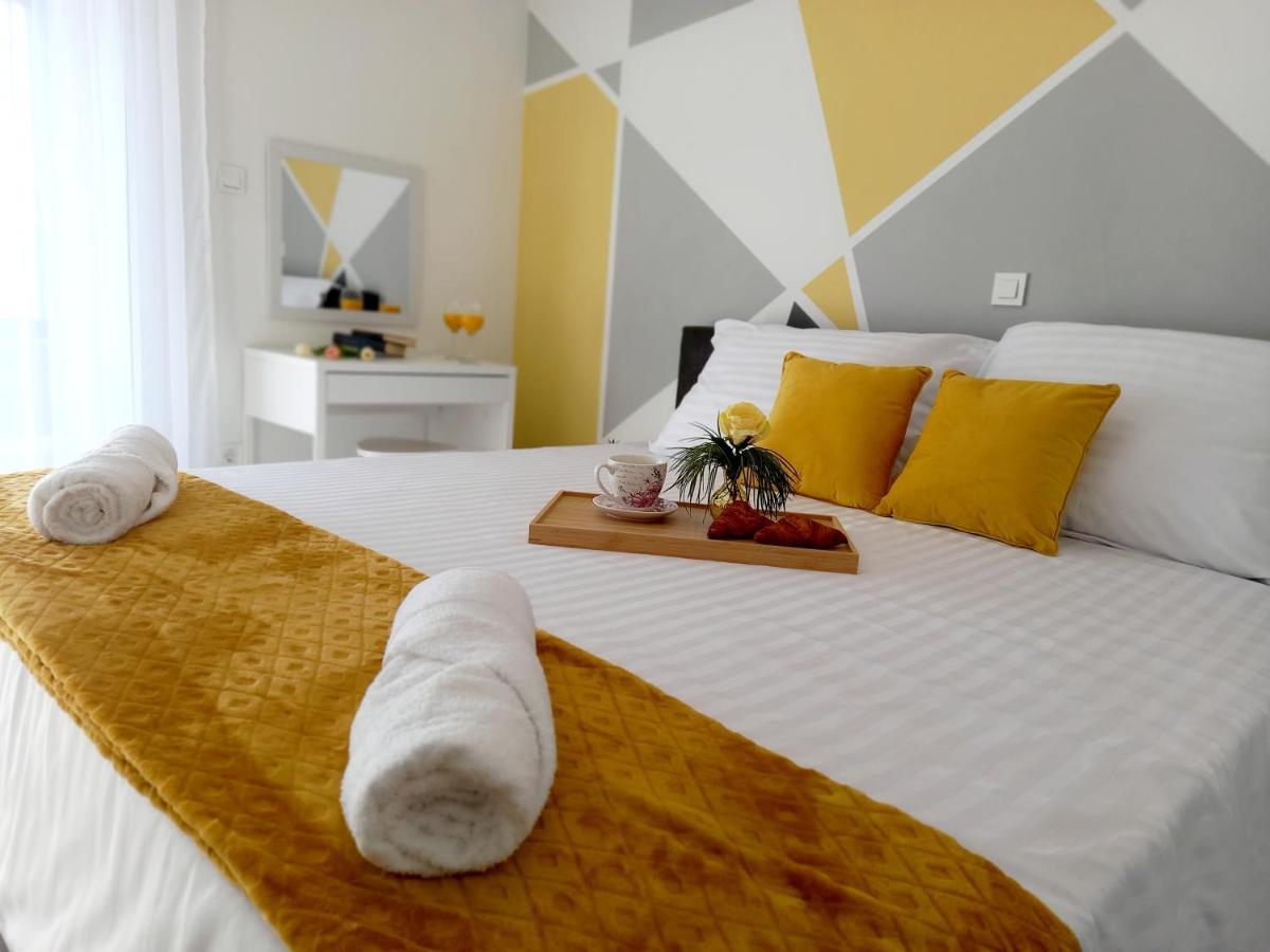 Villa Tia With Heated Pool & Jacuzzi Murvica  Екстер'єр фото