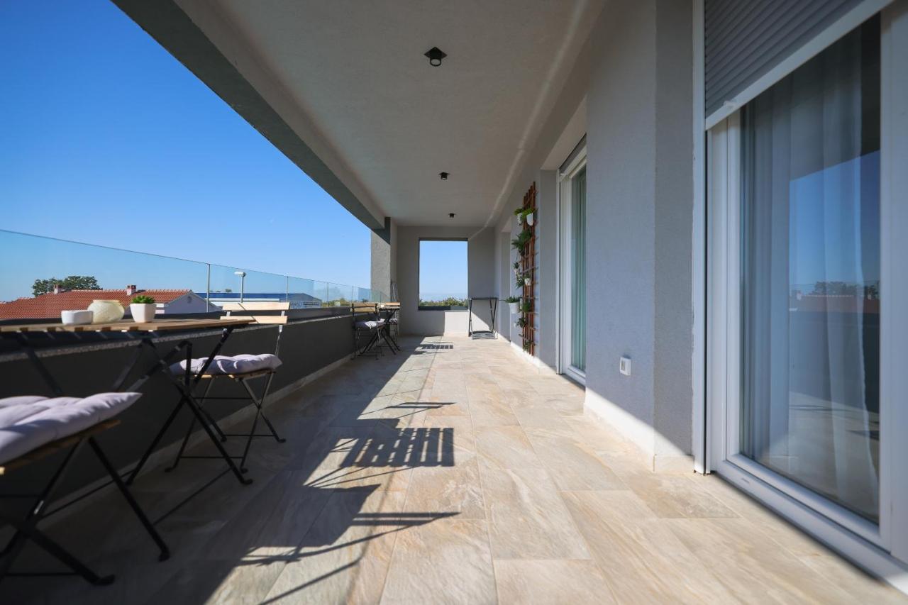 Villa Tia With Heated Pool & Jacuzzi Murvica  Екстер'єр фото