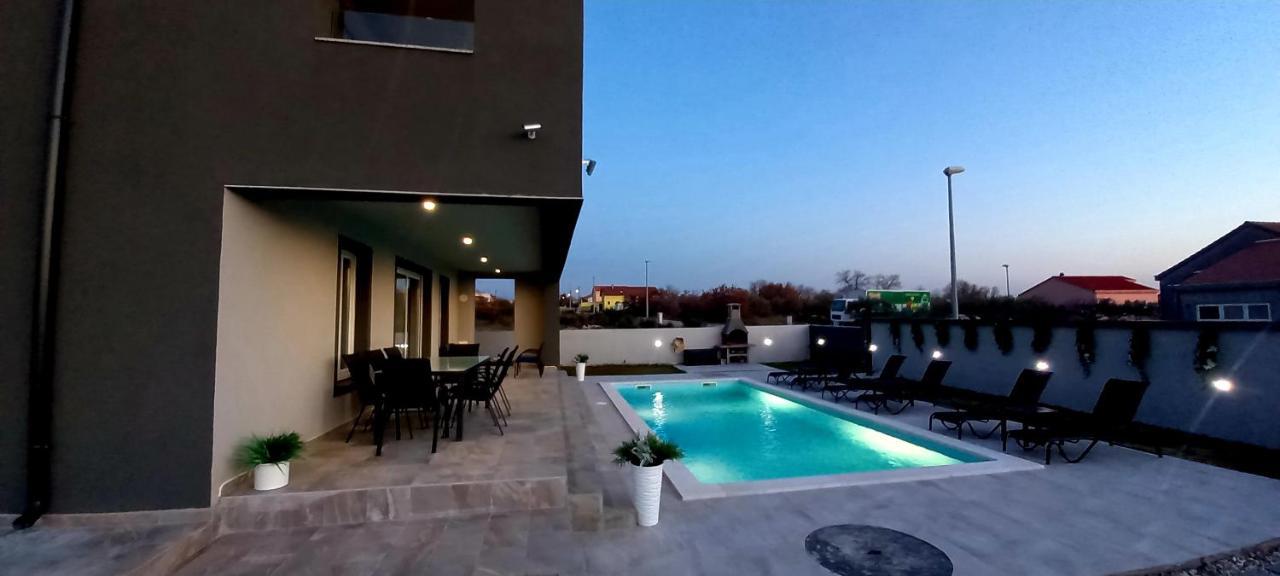 Villa Tia With Heated Pool & Jacuzzi Murvica  Екстер'єр фото