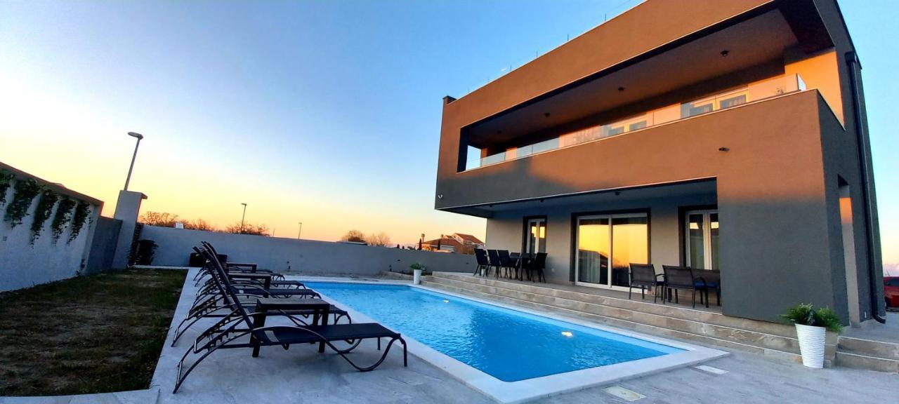 Villa Tia With Heated Pool & Jacuzzi Murvica  Екстер'єр фото
