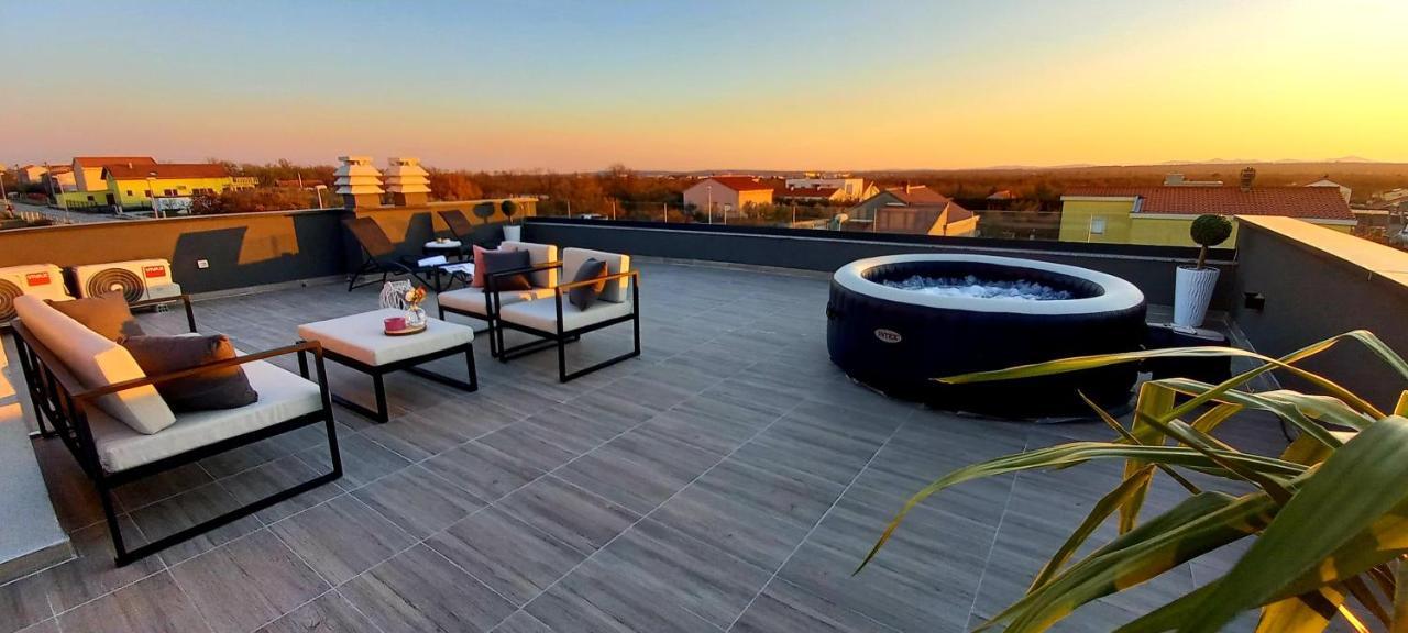 Villa Tia With Heated Pool & Jacuzzi Murvica  Екстер'єр фото