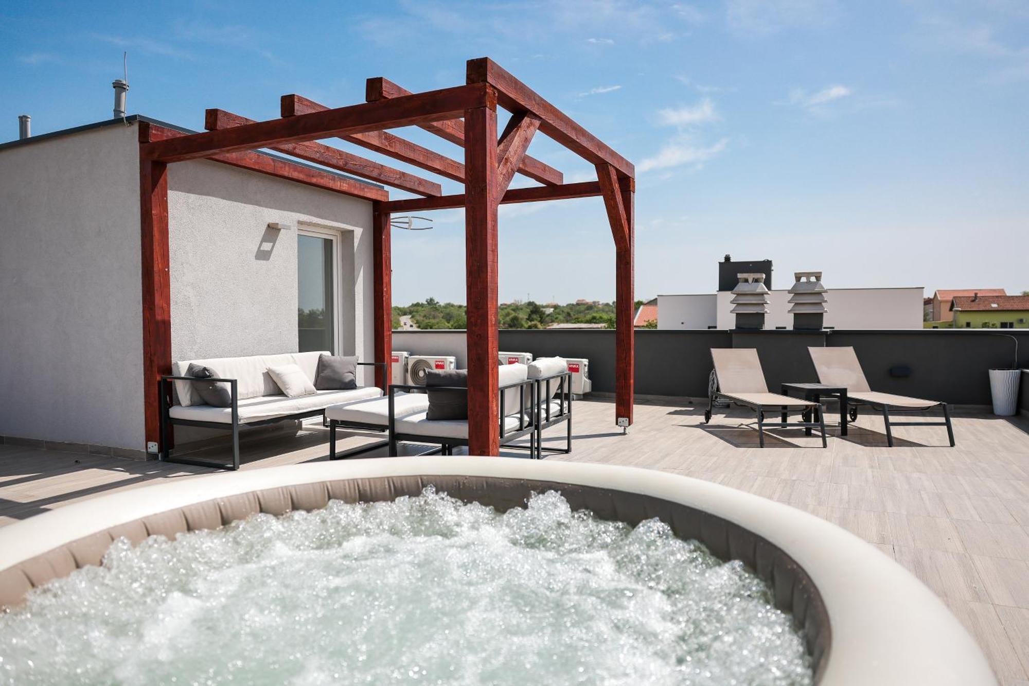 Villa Tia With Heated Pool & Jacuzzi Murvica  Екстер'єр фото