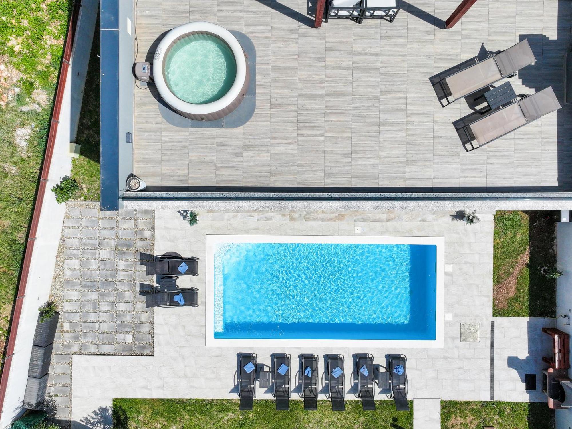 Villa Tia With Heated Pool & Jacuzzi Murvica  Екстер'єр фото