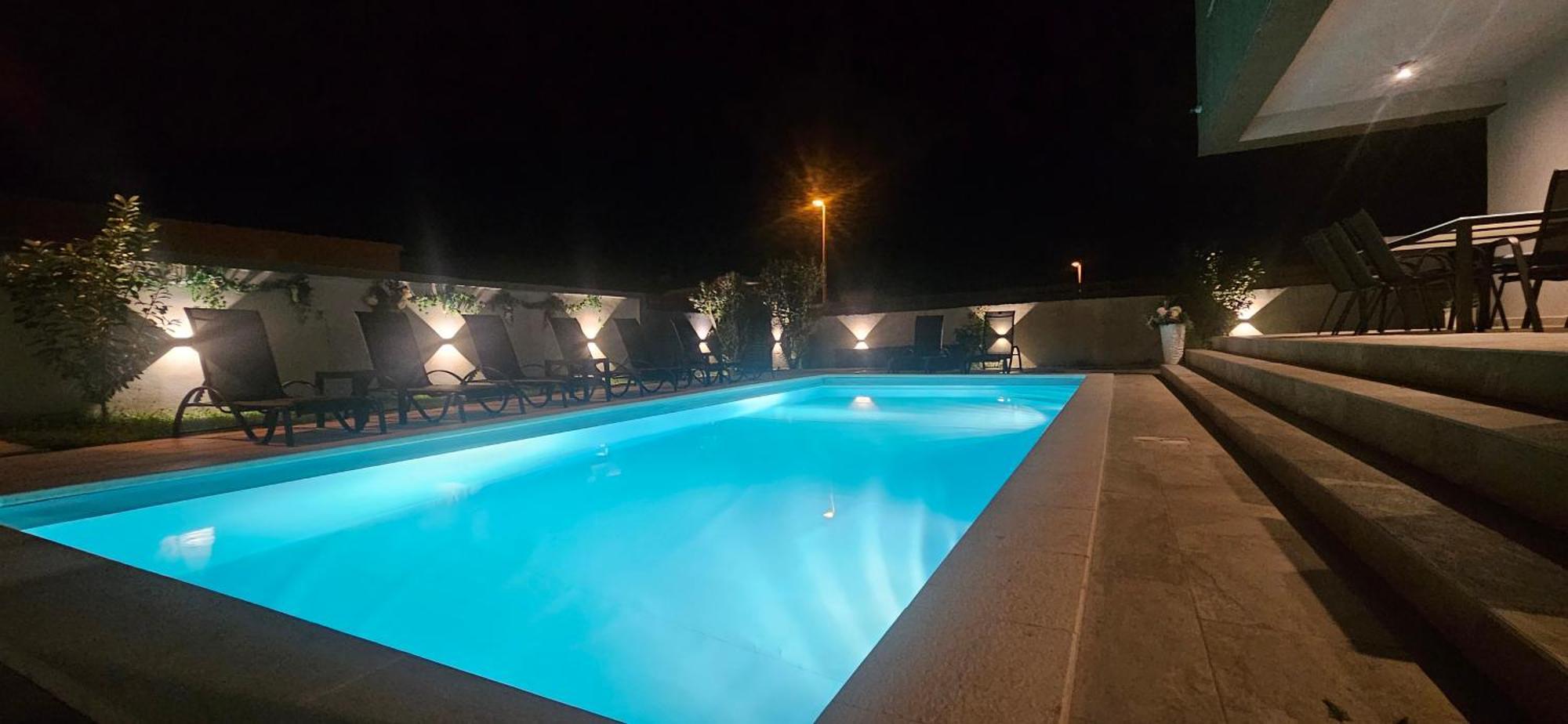 Villa Tia With Heated Pool & Jacuzzi Murvica  Екстер'єр фото